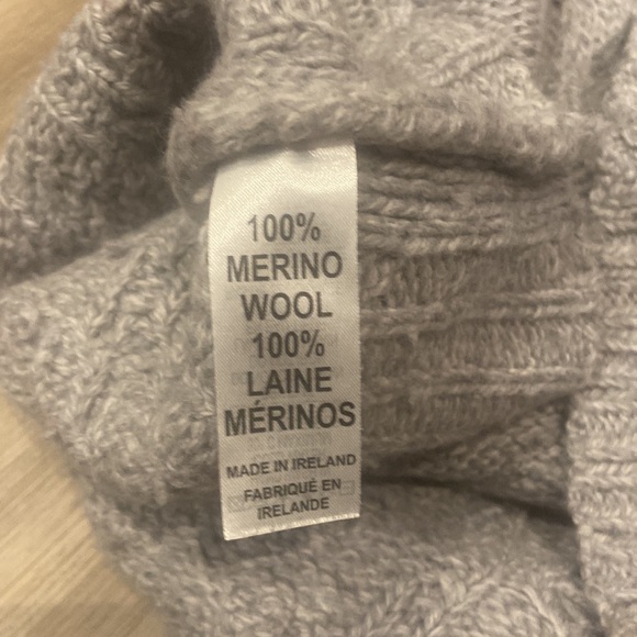 Aran Merino Wool Sweater - Picture 14 of 15